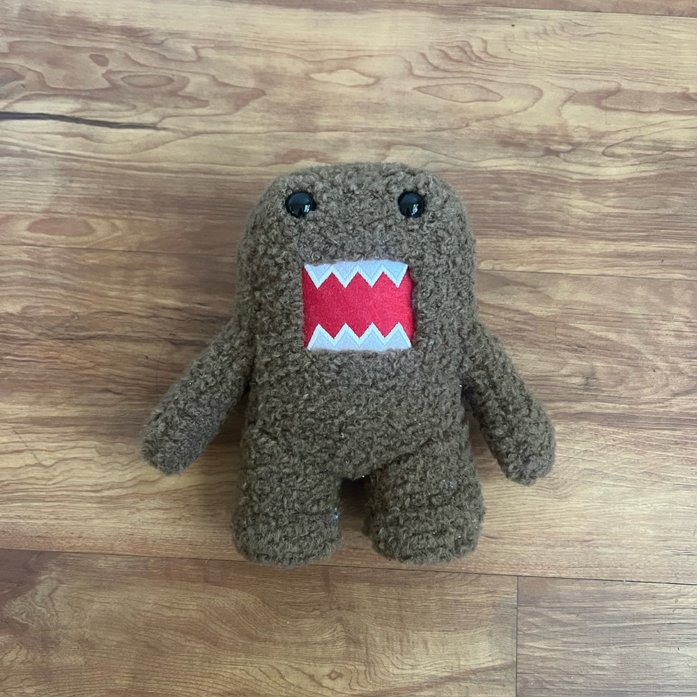 Domo Plush Brown